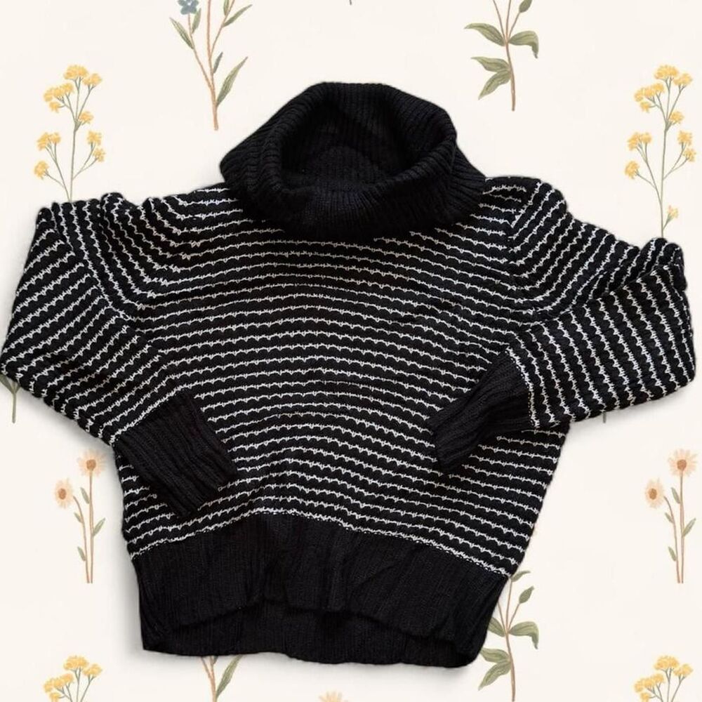 Black Chunky Knit Turtleneck Preppy Minimalist Fall Essential Cliche Medium